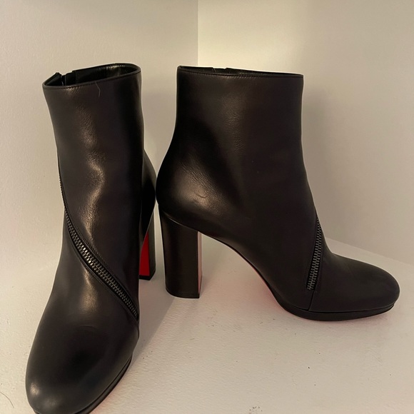 Louboutin Brigitta 100 Calfskin Leather Black Ankle Boots - Picture 2 of 8
